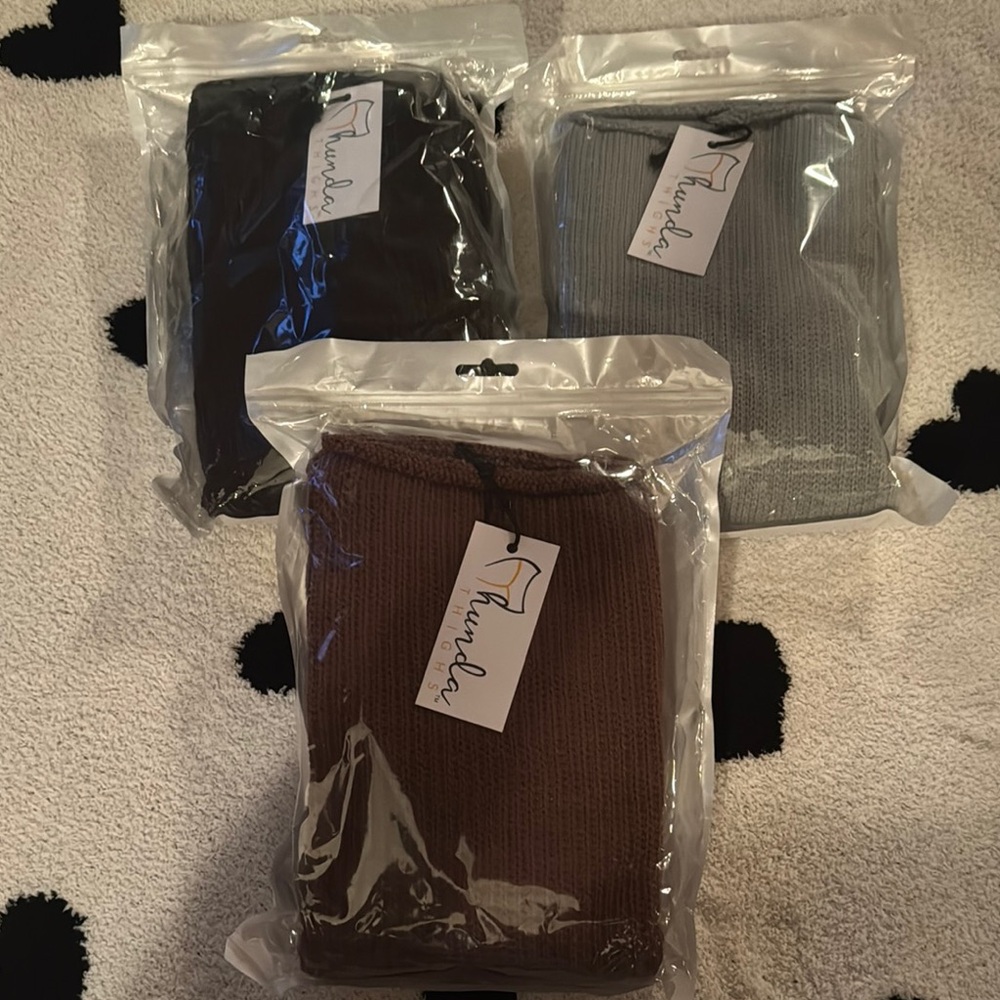 Cozy knit thigh high socks! NWT!